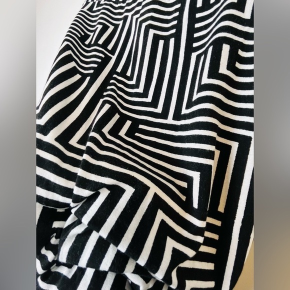 Anthropologie square print black and white Full stretchy Skirt size S - Picture 6 of 8